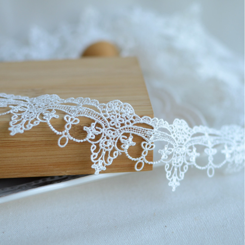 

2 Yards Width 5cm White Embroidered Fabric Water Soluble Lace Trim Ribbon Handmade DIY Sewing Craft For Costume Decoration