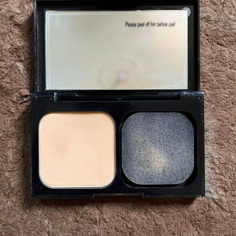 preloved Maybelline powder foundation