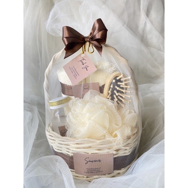 Souvenir siraman souvenir akikah souvenir handuk hampers siraman hampers handuk  akikah hampers 7 bu