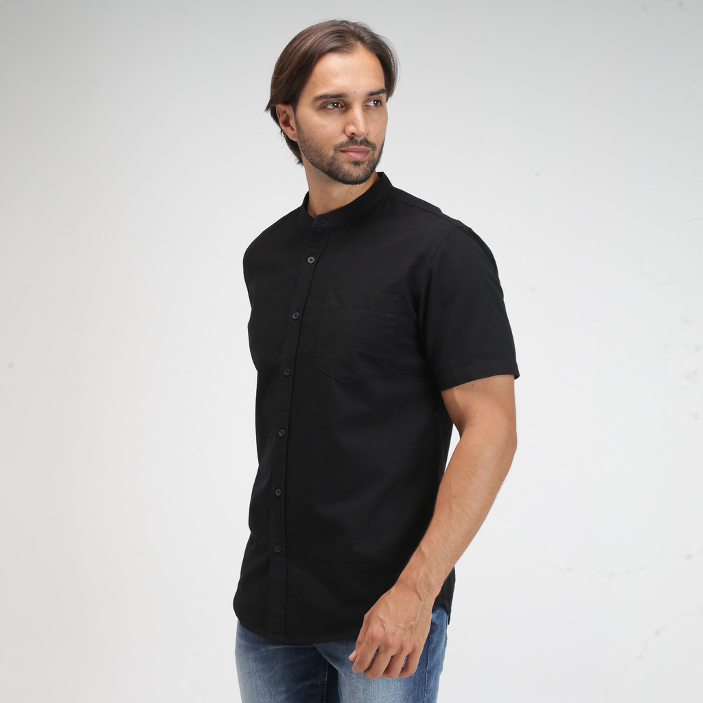 GABRIELLE KEMEJA KOKO PRIA LENGAN PENDEK REGULAR FIT BBDC410A0225