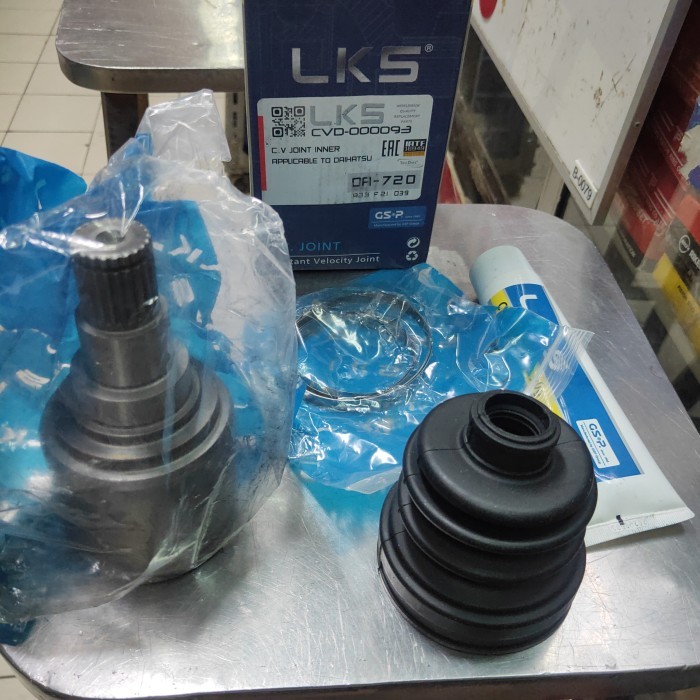CV joint dlm Daihatsu ceria BARU