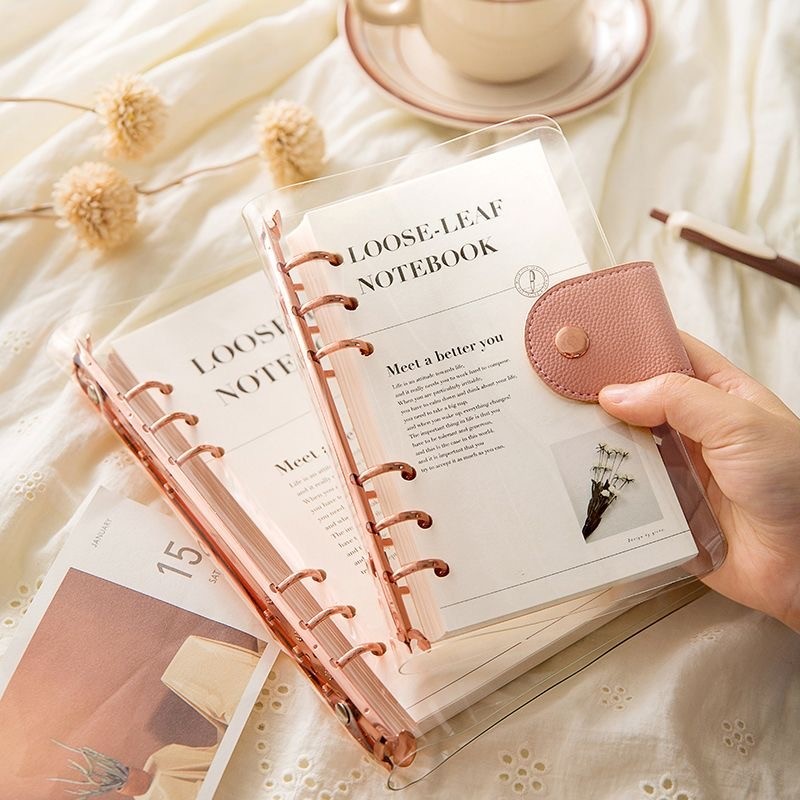 

Binder Note A6 A5 B5 / Buku Tulis Sekolah / Notebook Aesthetic Korea / 6 Ring Holes Lubang Rose Gold Binder / Elegant Binder Kuliah / Binder Nabung / Note Book Loose Leaf / Buku Diary Alat Tulis barang aesthetic