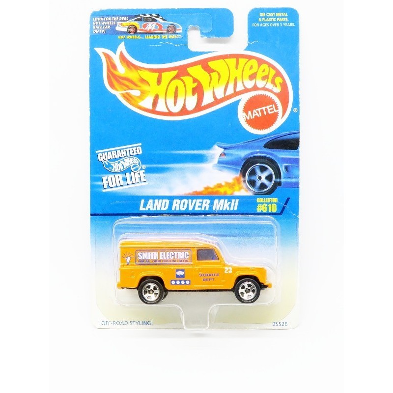 Hot Wheels Land Rover Mk II - oranye -CS45