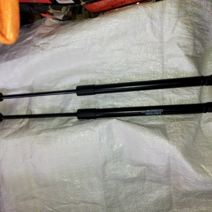 shock bagasi Suzuki ignis harga per set