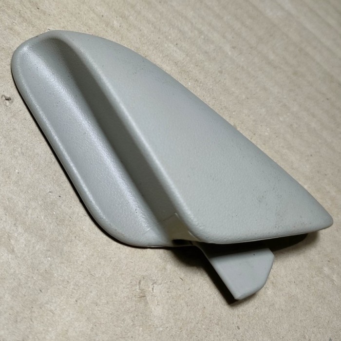 stelan jok atau handle jok Innova 2012 sampai 2015 ORI baru