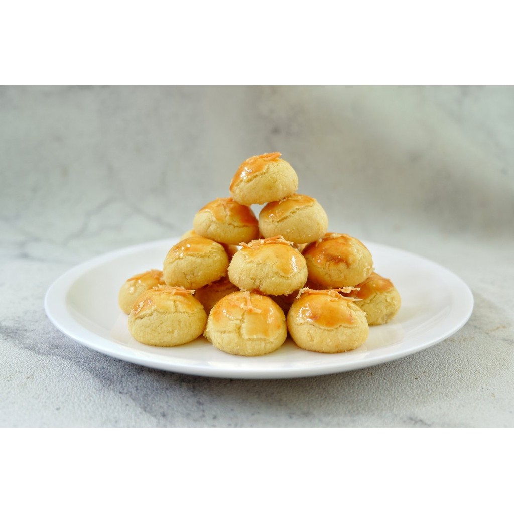 

Cemilan Enak - Promo kue nastar wisman 500 gram