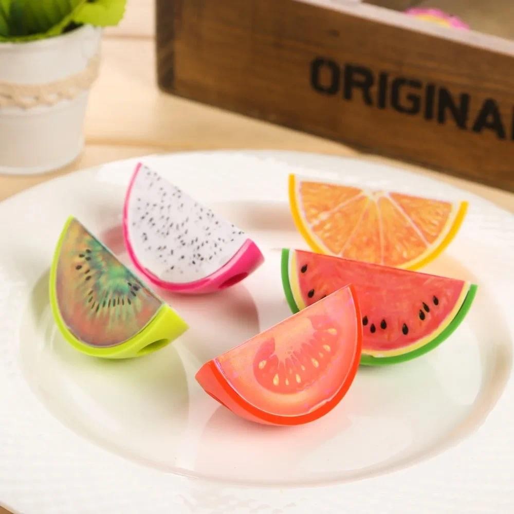 

1pcs Novelty Fruit Watermelon Plastic Pencil Sharpener Pencil Cutter Knife Korean Stationery School Supplies Papelaria