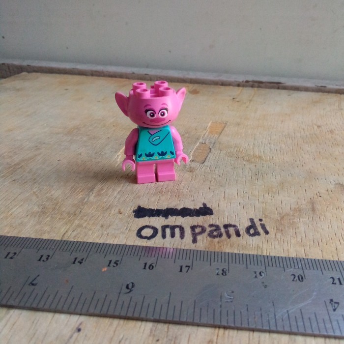 BB99 figure action brick trolls pink