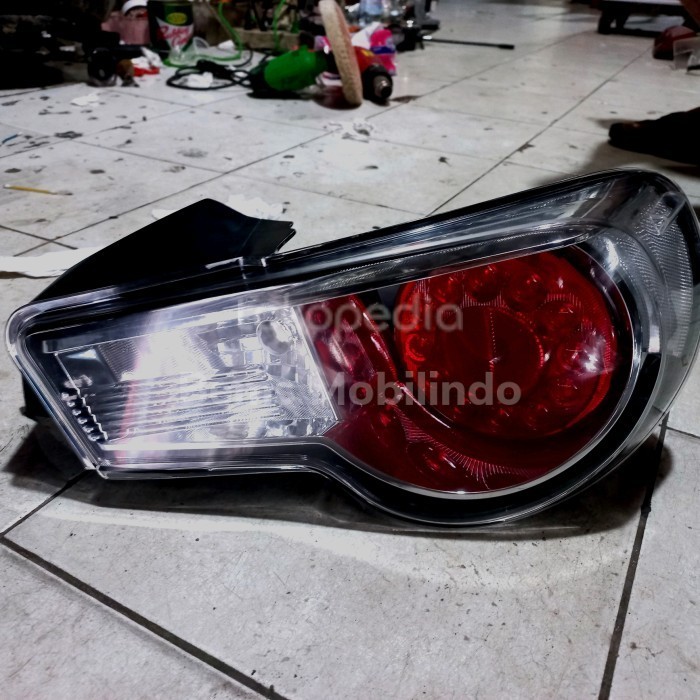 stoplamp toyota ft86 kanan original