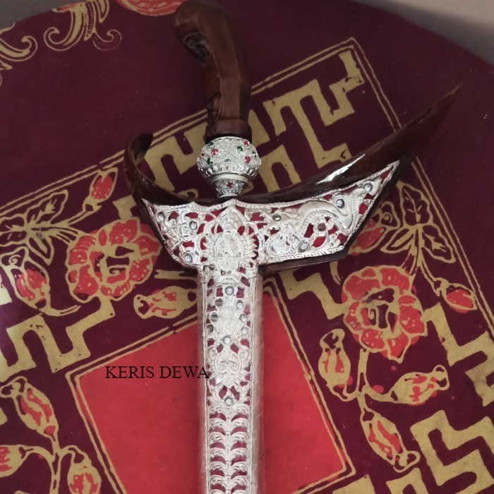 

keris blok kuningan dan perak antik