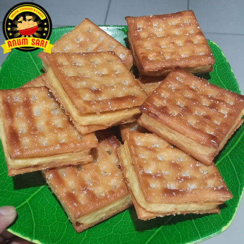 

JAJAN PASAR/ SNACK GURIH/ Kue Gabin Tape / Biskuit Tape Goreng [isi 6 pcs] - Anum Sari - rasa ORIGINAL