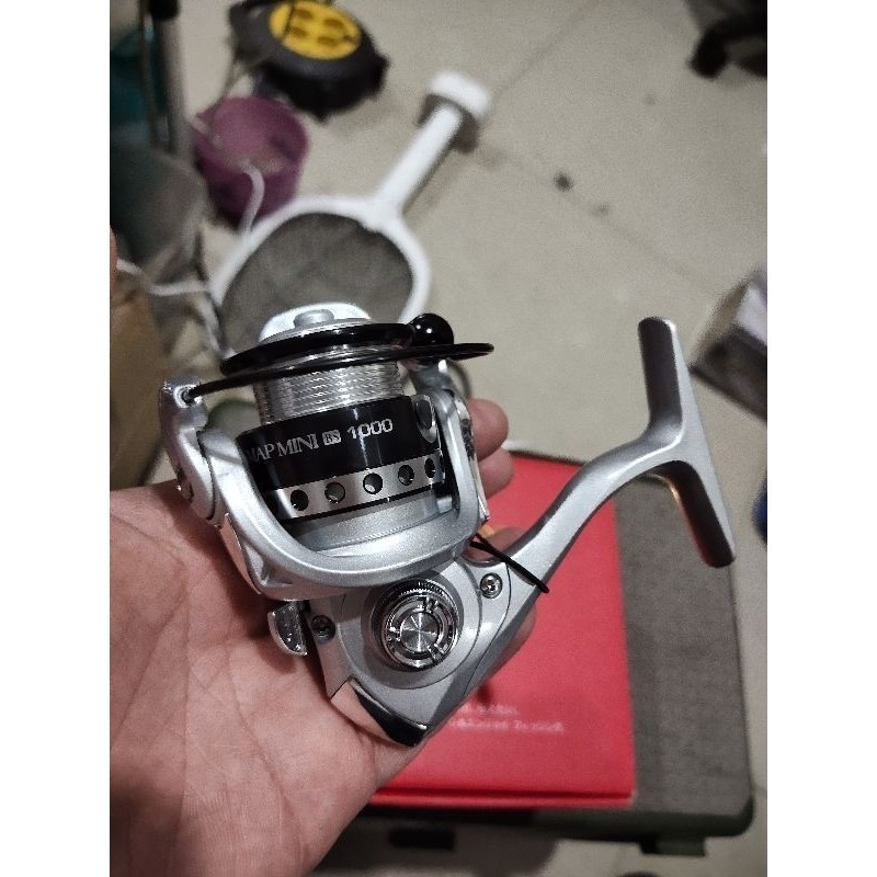 Reel pancing Ryobi smap mini ukuran 800 1000 power handel