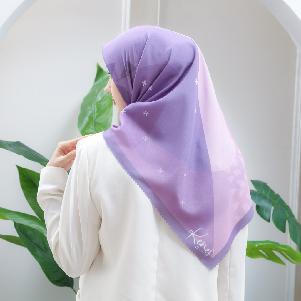 Terlaris ~[KV3 Lilac Ungu Purple] Kenes Scarf Hijab 2 Sisi / 2 Motif / 2 Warna Kerudung Segiempat Vo
