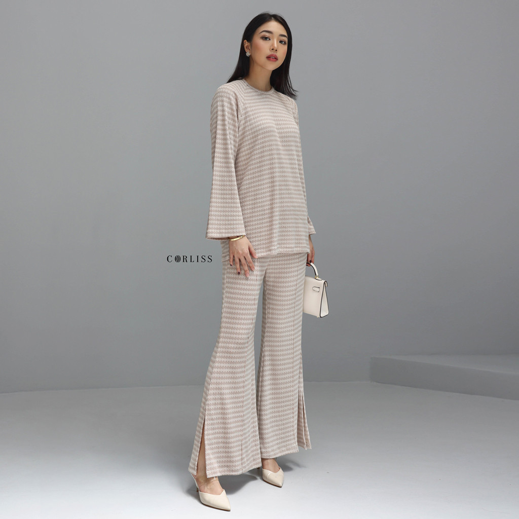 Ruth Knit Set (Slit Cutbray) - Corliss