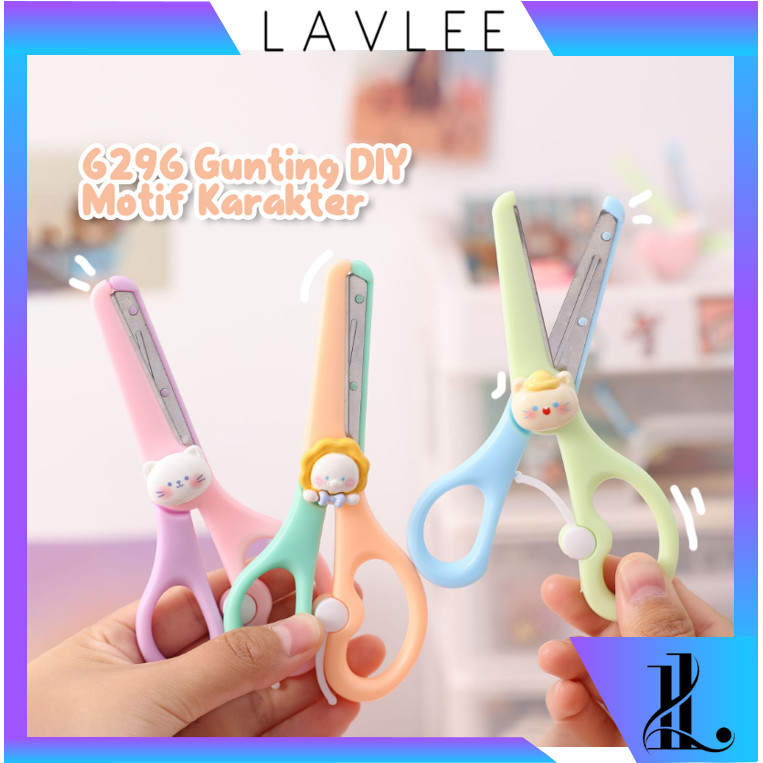 

LAVLEE - 6296 Gunting DIY Motif Karakter / Portable Mini Size Scissors / Gunting Lucu Alat Sekolah Anak / Gunting Kecil Boneka Lucu