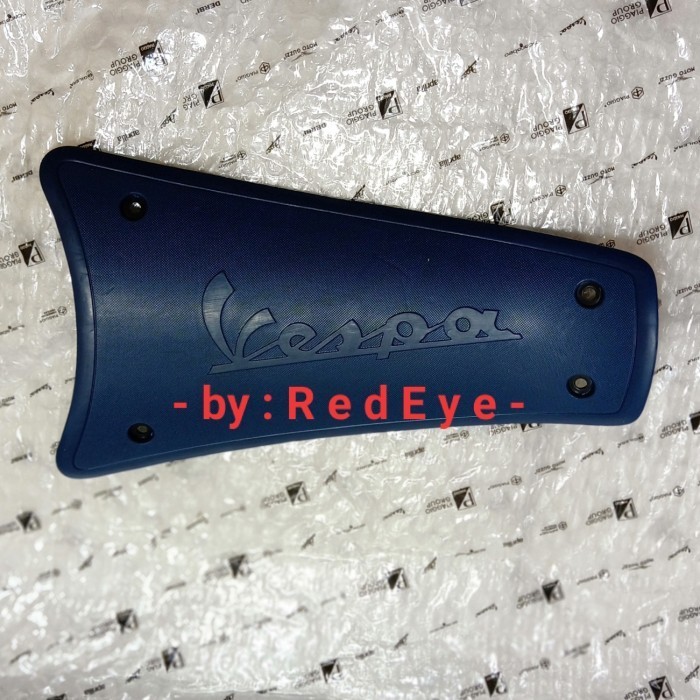 Tutup Accu Vespa Primavera Yacth - Sean Wotherspoon -RCHD14