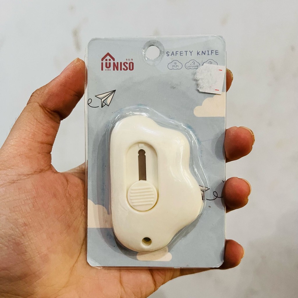 

Juniso Mini Cutter - Kater Mini Kecil