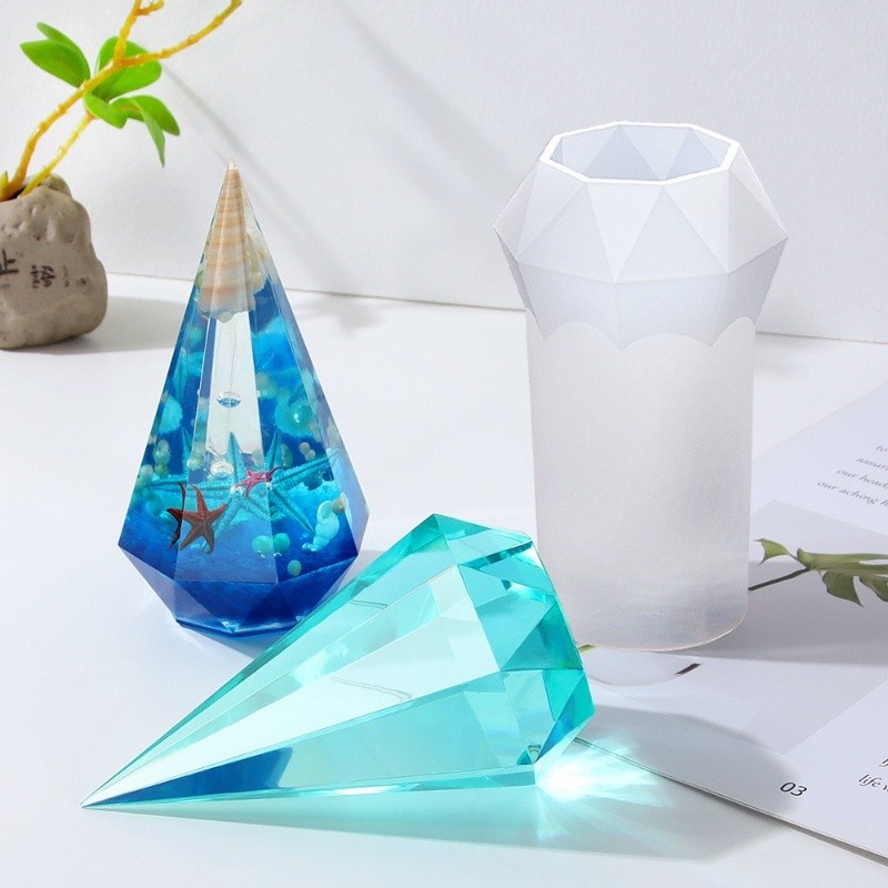

Diamond Cone Resin Crystal Drop Glue Mold DIY Geometric Body High Mirror Silicone Mold Jewelry Handmade