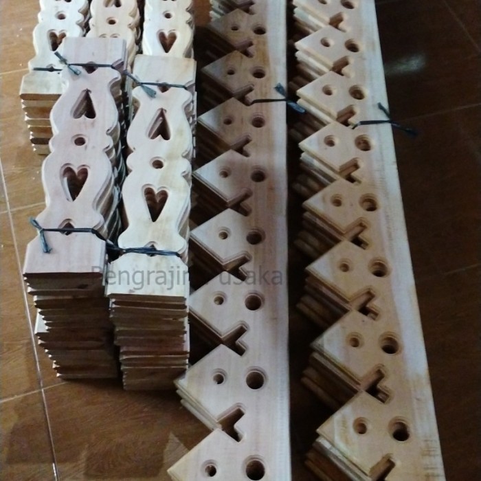 Lisplang dan pagar Kayu PP4546