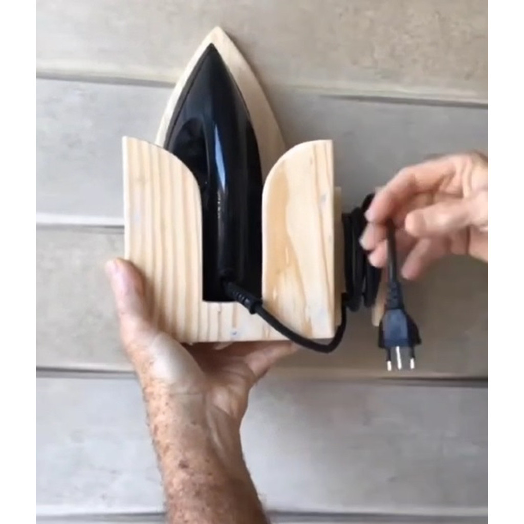 Tempat Setrika/Rak Setrika