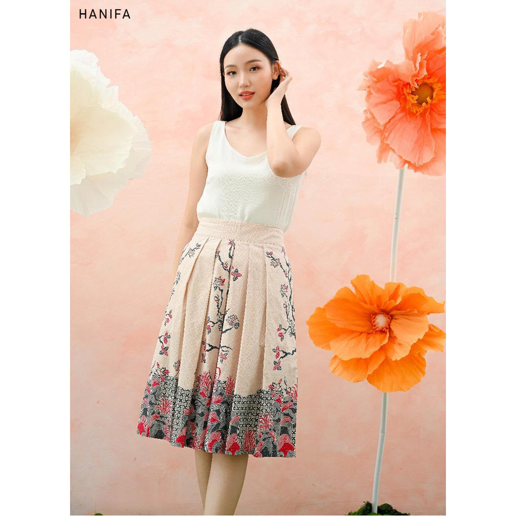 Evercloth Hanifa Rok Batik Wanita Midi Selutut Bawahan Batik Maxi Pleat Skirt Perempuan Rok Mekar Mo