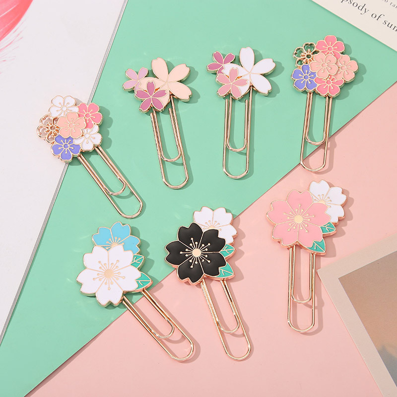 

1pcs Creative Metal Bookmarks Paper Clip Cherry Blossom Book Clip Multicolor Cartoon Children Bookmarks
