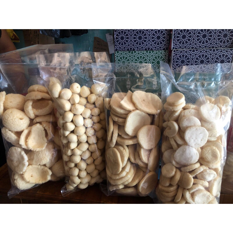 

Paket B 4 bks ( mangkok ikan, getas plg, spr sedang, mini )