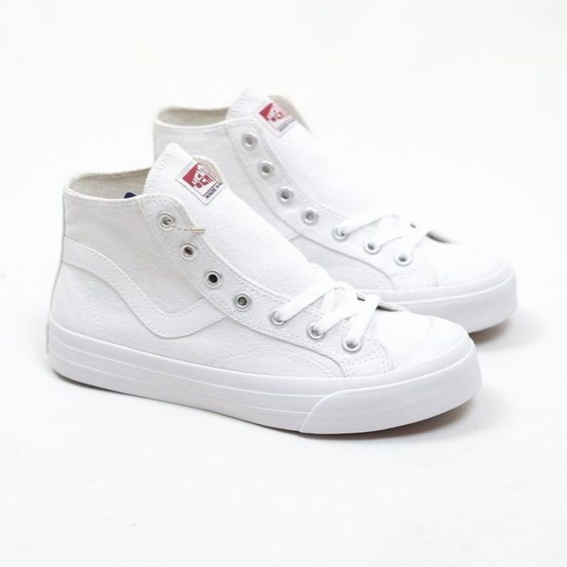 Sepatu Ventela Public High Full White Original