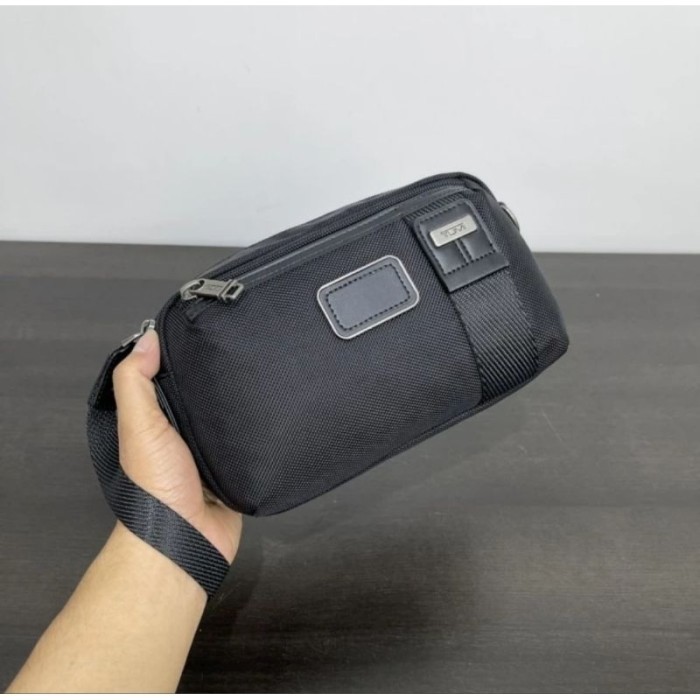 Handbag Tumi Higgin 2In1 Sling Clutch Bag