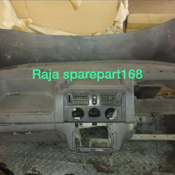 dashboard Mitsubishi kuda bensin 1600 copotan garansi