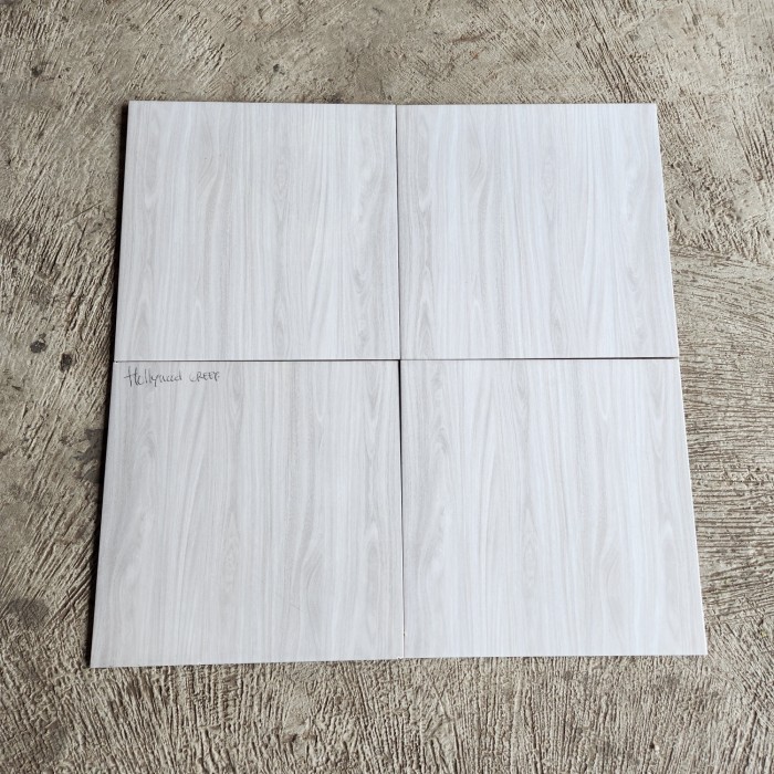 KERAMIK 50X50 HOLLYWOOD GREY