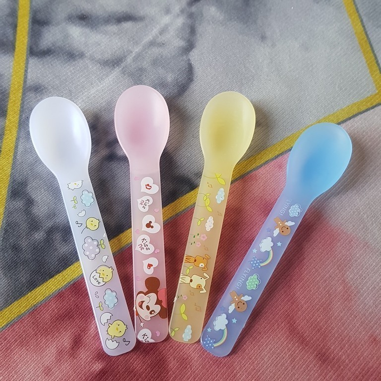 Kiara Sendok Makan Bayi Motif Kartun /Sendok Takar sendok Makan Bayi Plastik Warna Warni / Sendok Mi