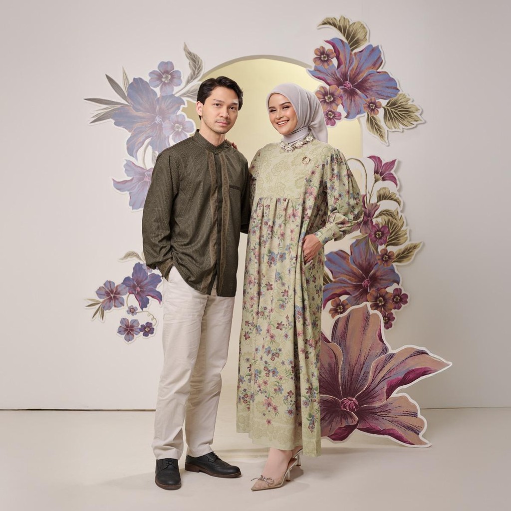 ZM Zaskia Mecca - Couple Set 2 - Alkisah - Edisi Timun Mas | Koleksi  Gamis Wanita, Kemeja Koko Pria