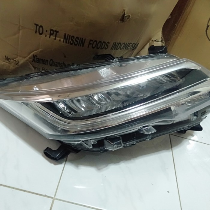 Head lamp headlamp lampu depan Terios original 2018-2021
