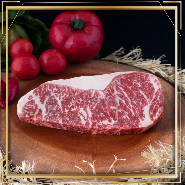 

AUS WAGYU STRIPLOIN GRAIN FED MB 7 CUT STEAK 250GR