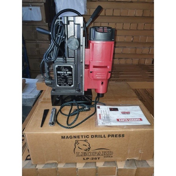 BOR MAGNIT 28 mm 220v / 380 V AC + CHUCK