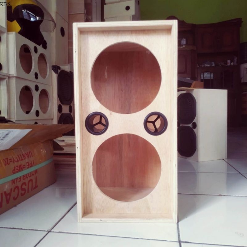 Box speaker 12 inch double triplek 12mm