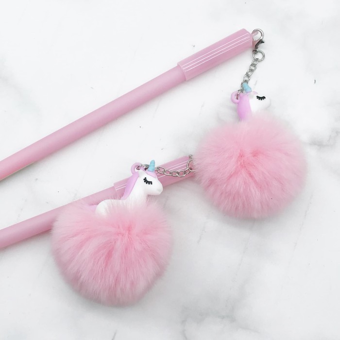 

Pulpen gantungan unicorn pom2