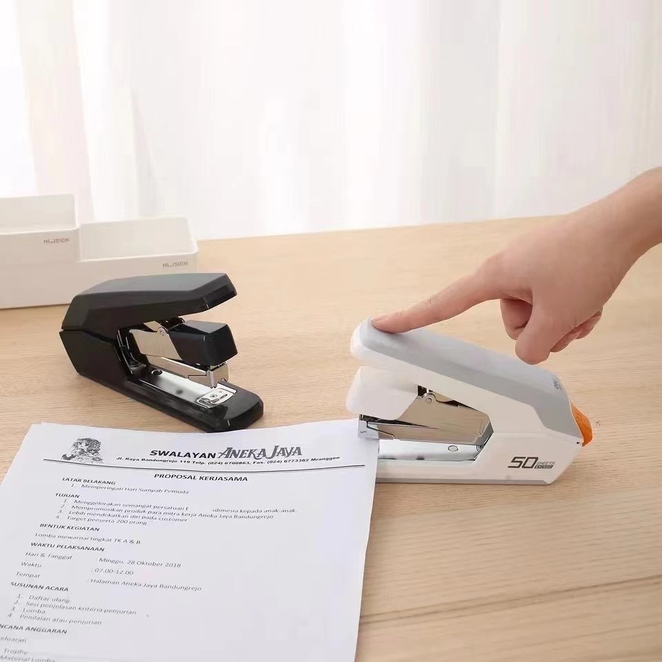 

Heavy Duty Stapler Effortless Paper Stapling Machine 40/50 Sheet School Office Supply Stationery Staples Power Saving Stapler