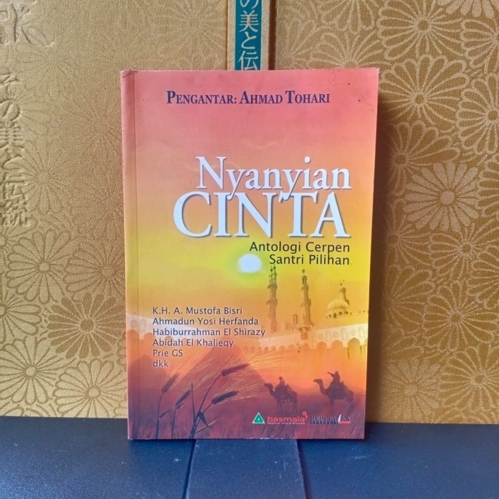 NYANYIAAN CINTA _AHMAD TOHARI