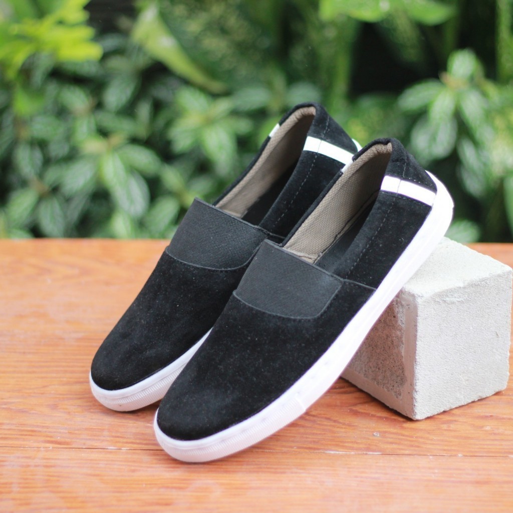 SEPATU KASUAL SLIP ON CASUAL PRIA RA BLACK 13 SLIP ON KANVAS