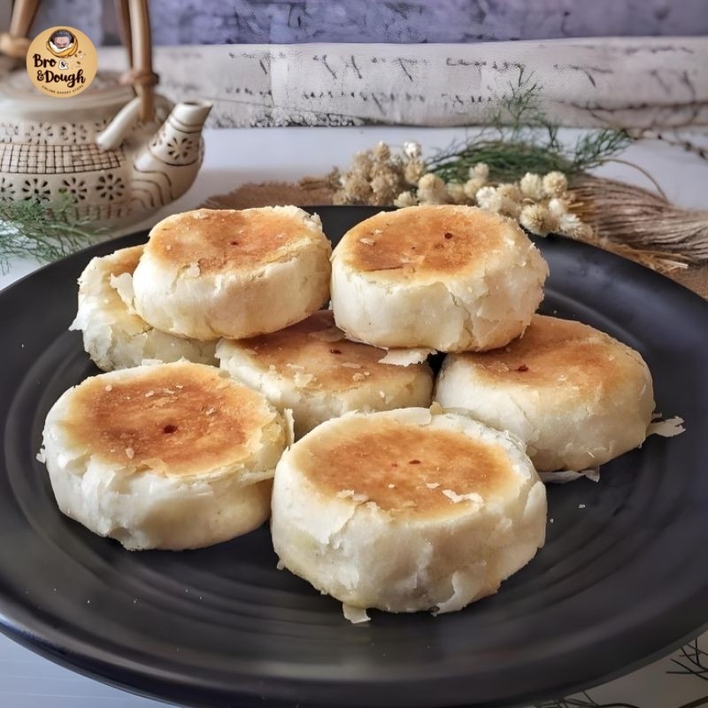 

ΒΑΚΡΙΑ KACANG HIJAU (KERING) KHAS ACEH ASLI PREMIUM Isi 15 | Bro&Dough