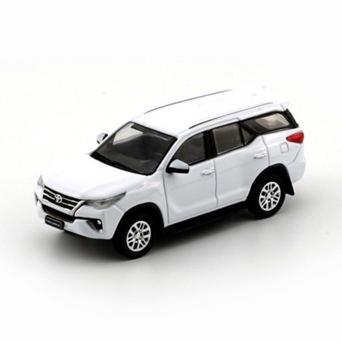 BM Creations Toyota Fortuer 2018 Putih