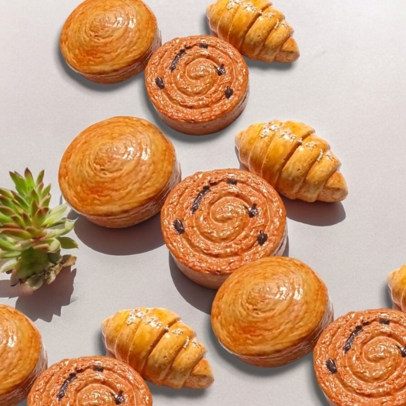 replika makanan roti Puff Pastry dan Danish Pastry Cromboloni croissant Kue Eropa yang Mendunia Crom