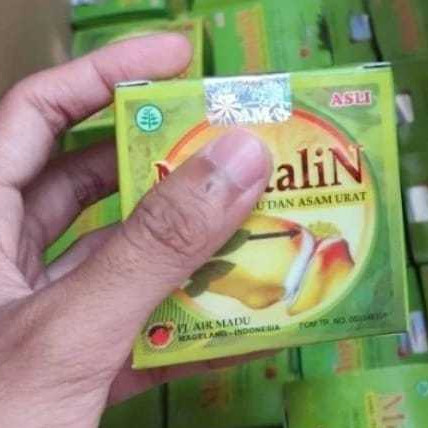 

APOTEK (BISA COD) 1 pack 10 sachet × 4 kpsl aturan minum: *minum secara teratur 2 kpsl *minum bila parah 2x2 kpsl per hari (montaline) R