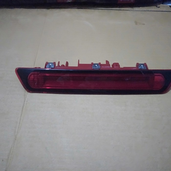 Lampu spoiler XPANDER original lampu spoiler MITSUBISHI XPANDER