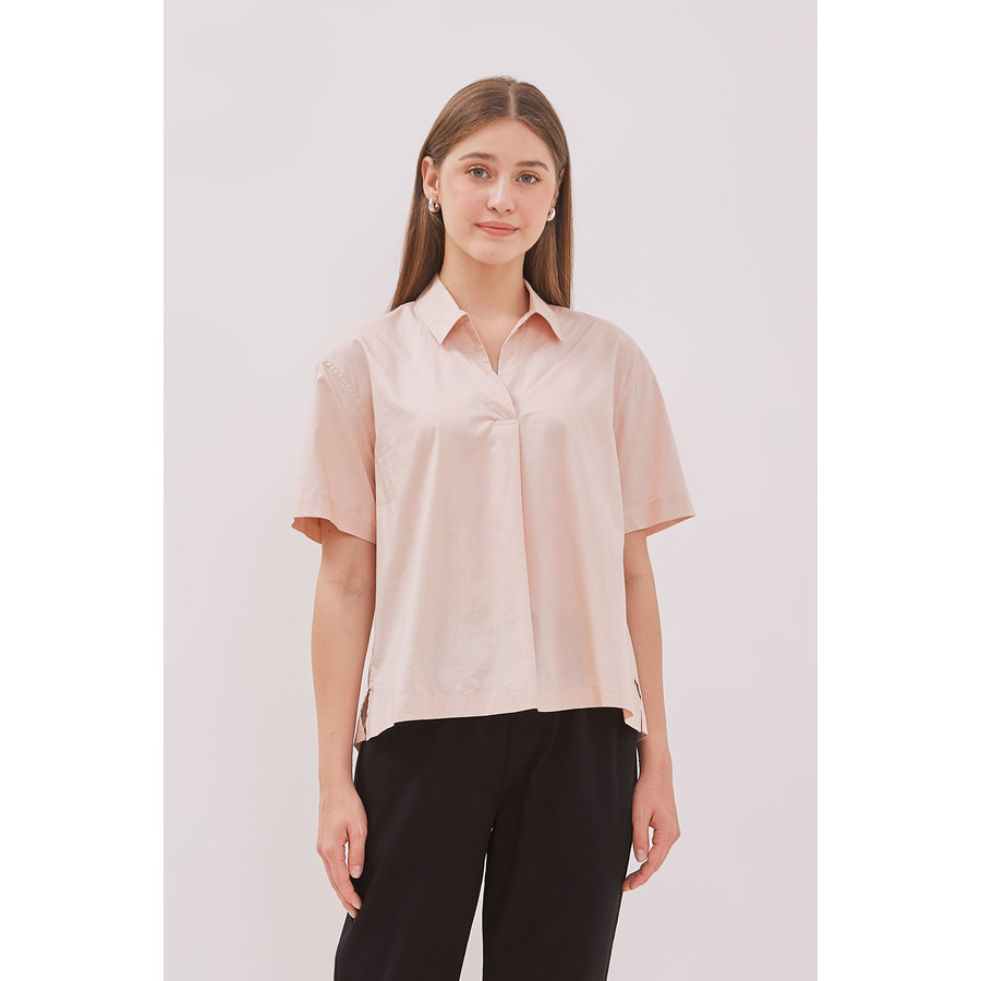 MINIMAL - Alina - Blus V Neck Kerah Skipper - Pink