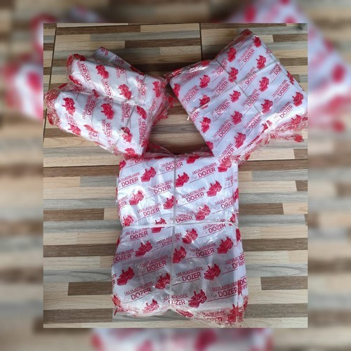 Kantong kresek bening  / Kantong plastik Bening Dozer merah