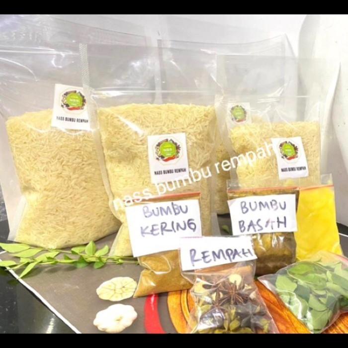 

New Produk-[sukron_86] BERAS BASMATI DAN BUMBU NASI KEBULI /PAKET ASMATI 500 GRAM PLUS BUMBU