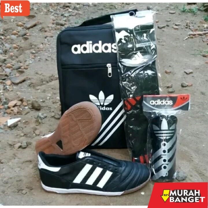 Sepatu futsal kekinian SEPATU FUTSAL ADIDAS KULIT ASLI